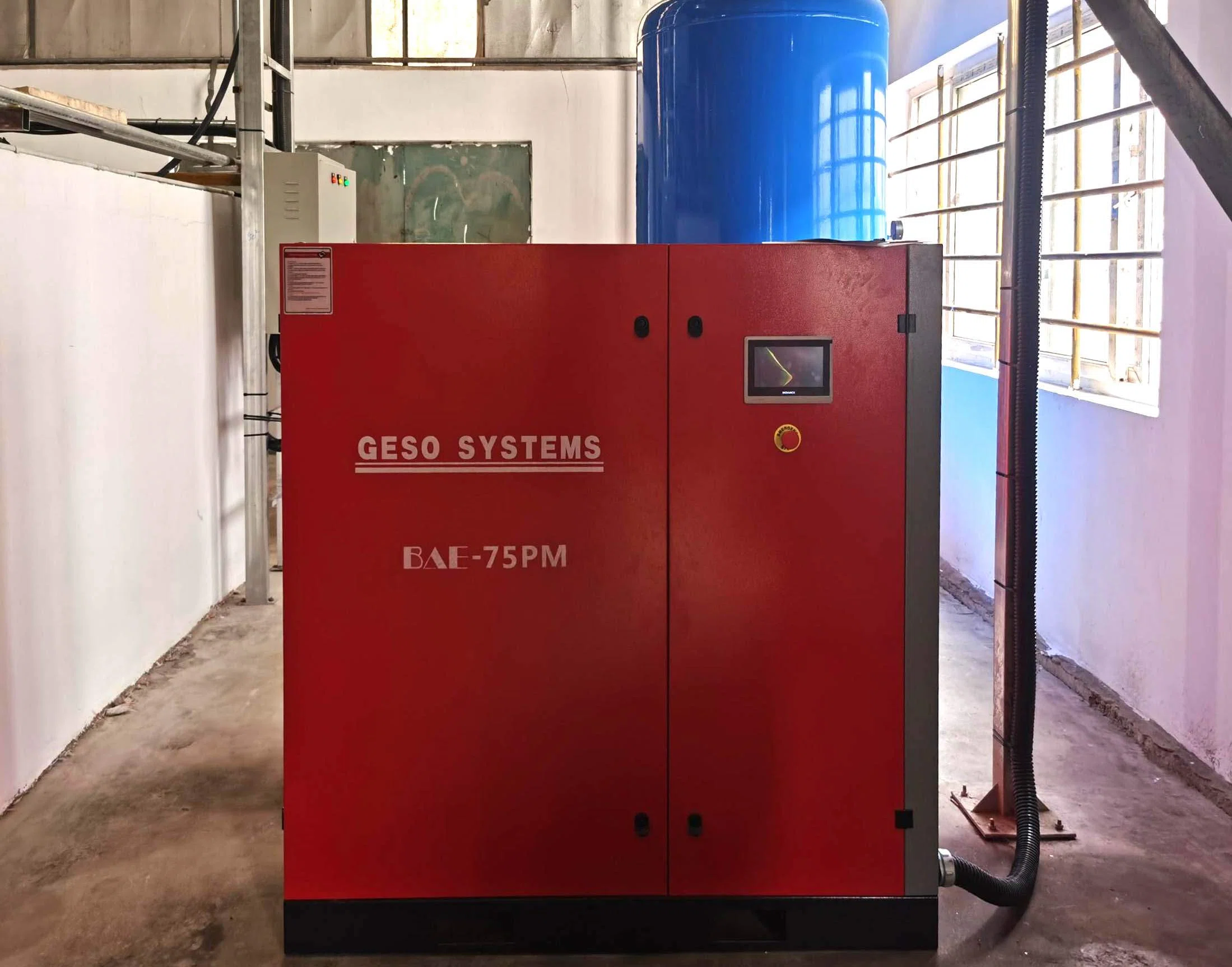 Kimyasal ve Kaplama İmalatı için 75kW Vidalı Kompresör Çözümü
